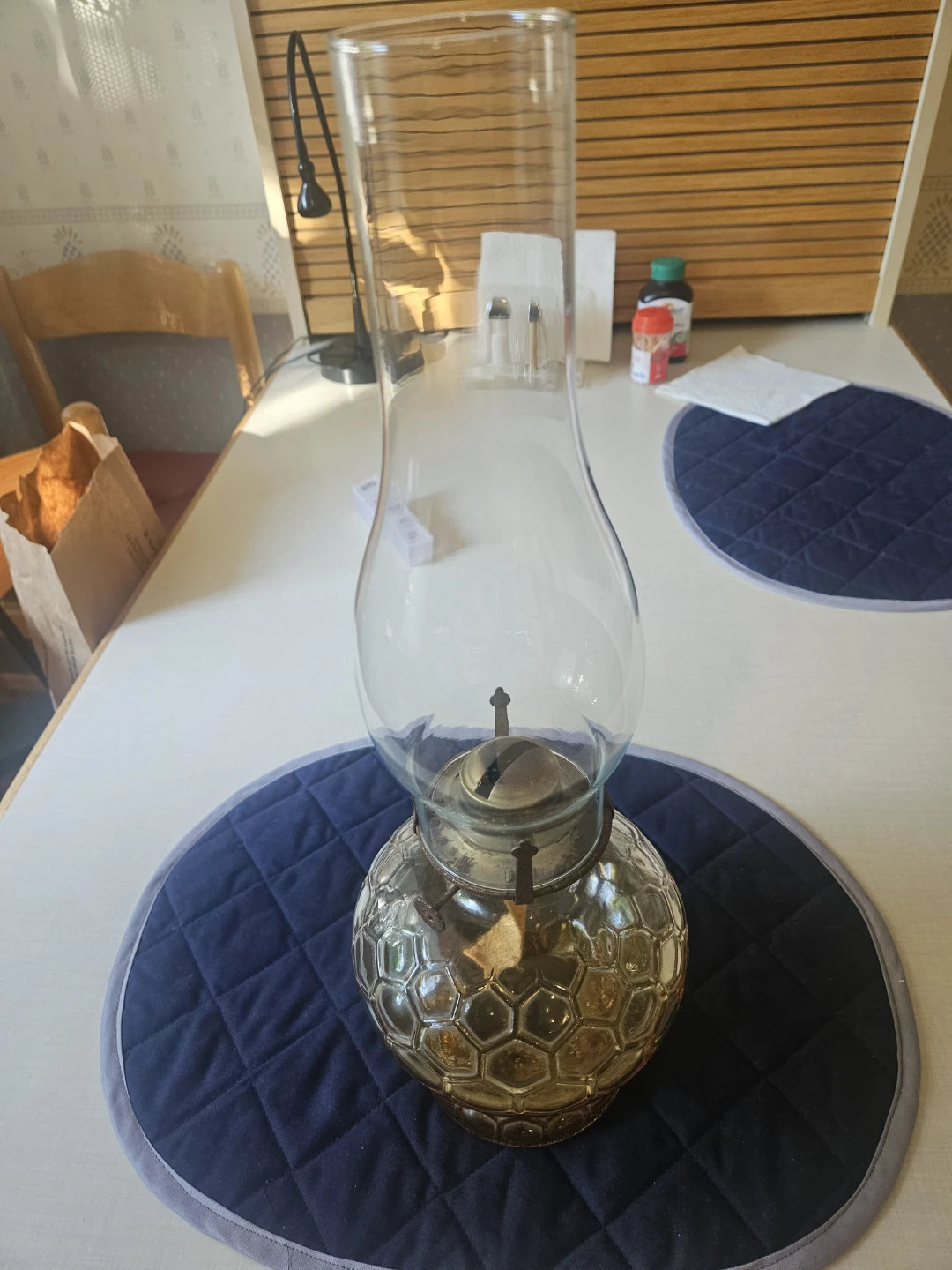 Vintage Amber Glass Honeycomb Oil Lamp - photo 4
