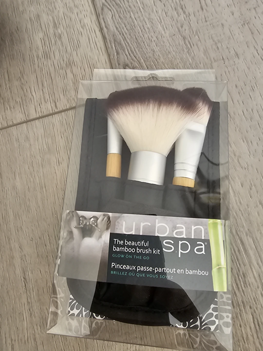 Urban Spa Beautiful Bamboo Brush Kit