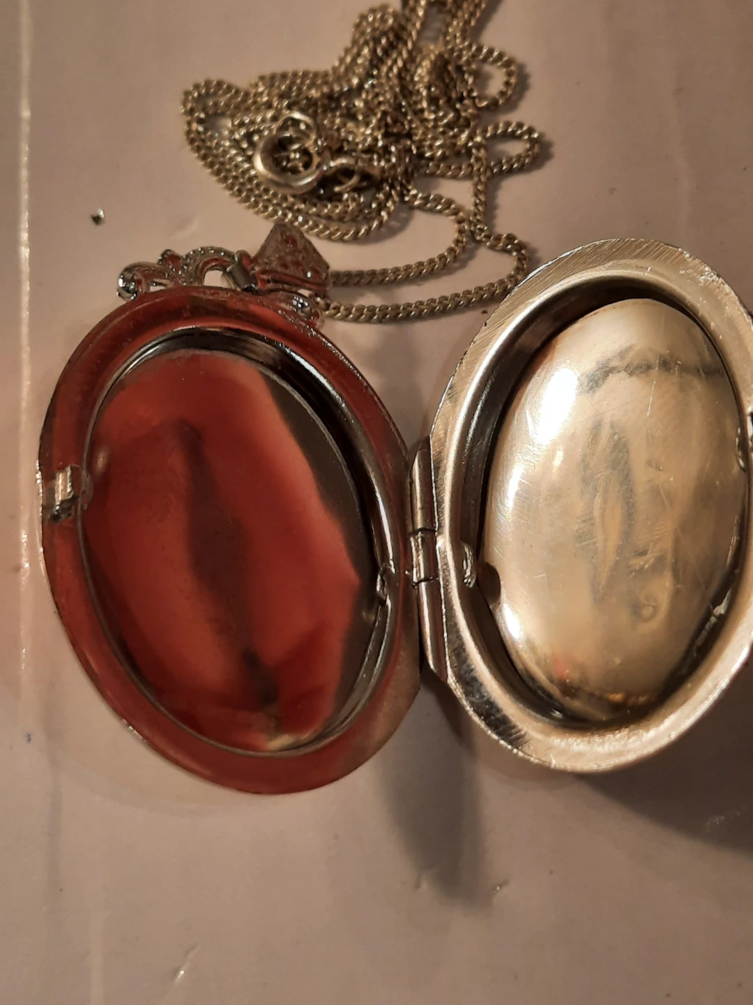 LADYE FAYRE Sterling Silver Locket Necklace - photo 2