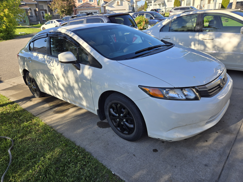 White Honda Civic Sedan - photo 3