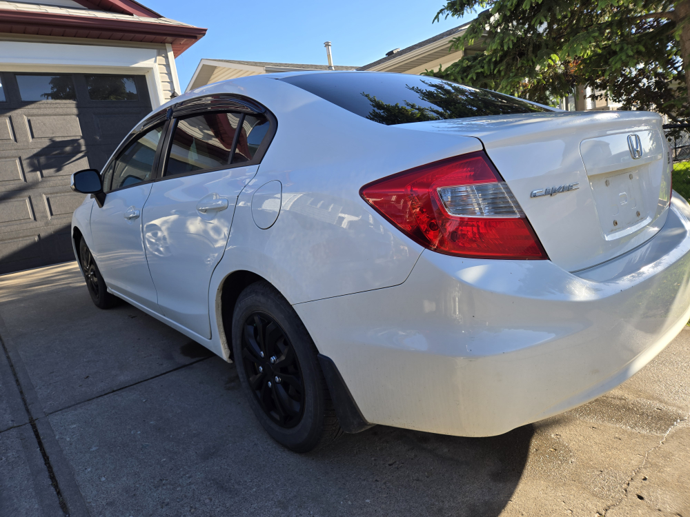 White Honda Civic Sedan - photo 5