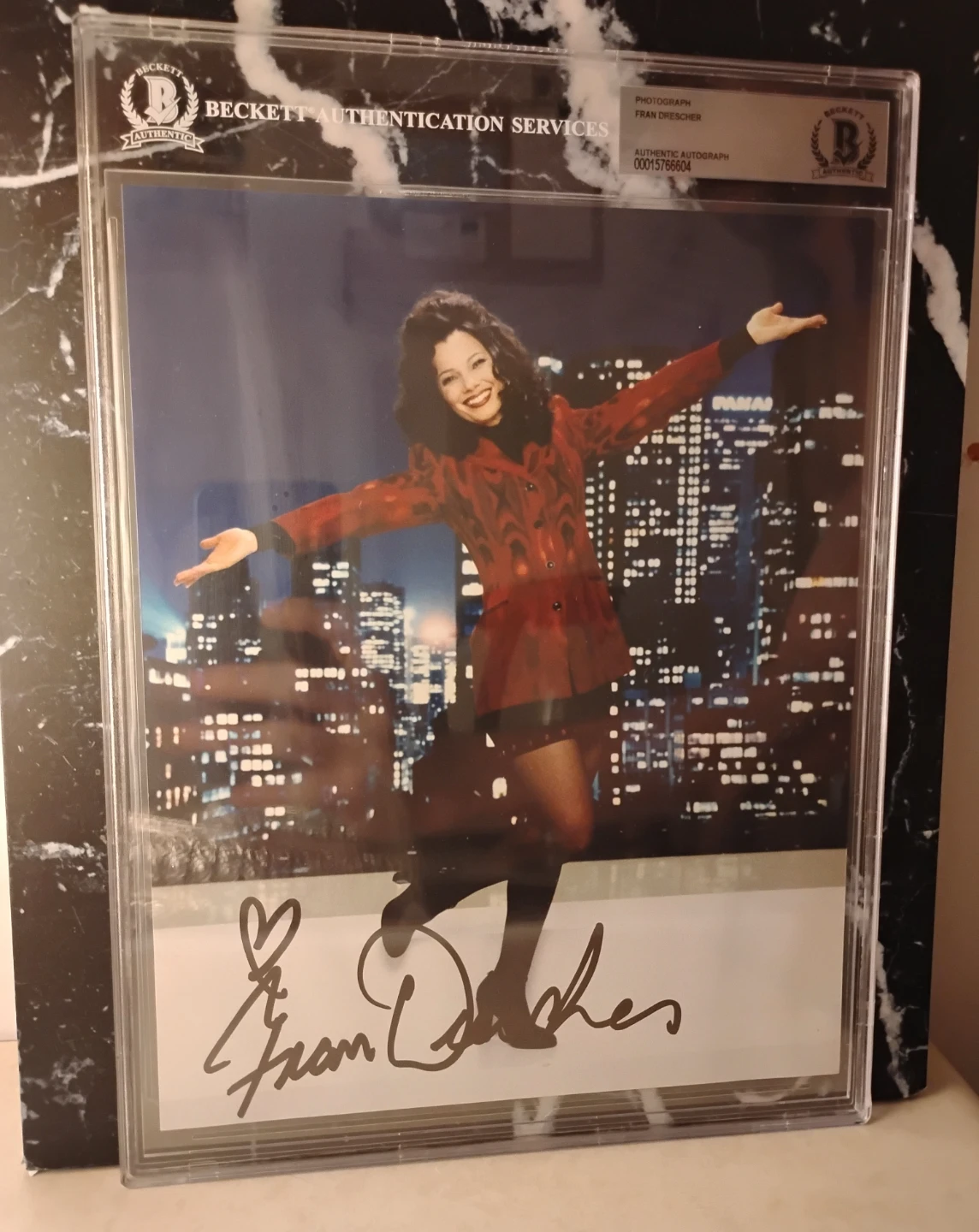 Fran Drescher Signed 8x10 Beckett Encapsulated