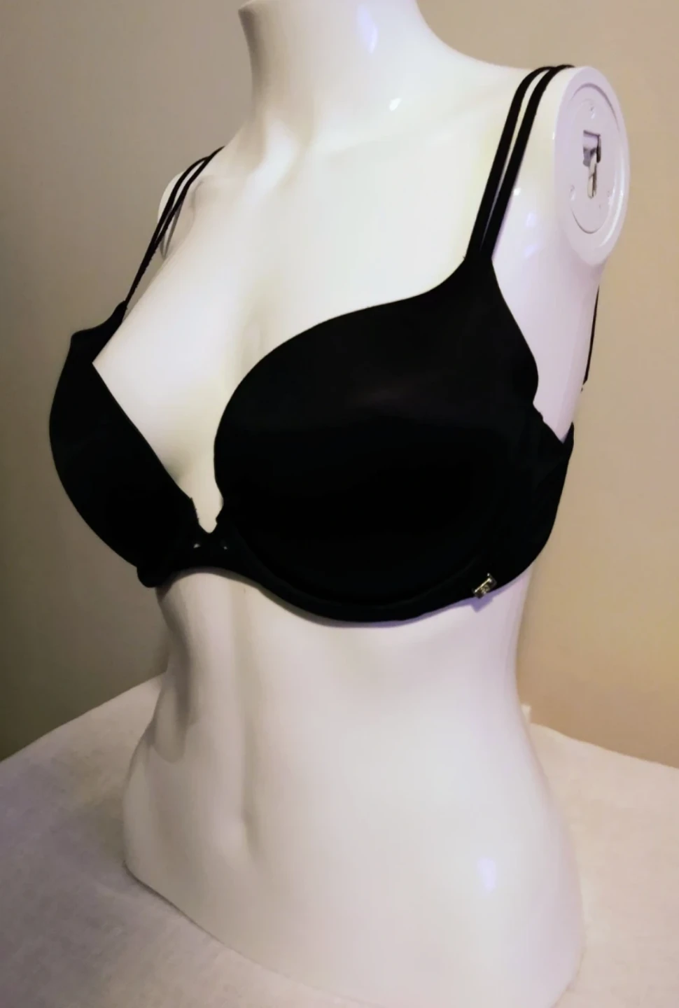 Victoria Secret Black Smooth Push-Up Bra Size 32DD - photo 4