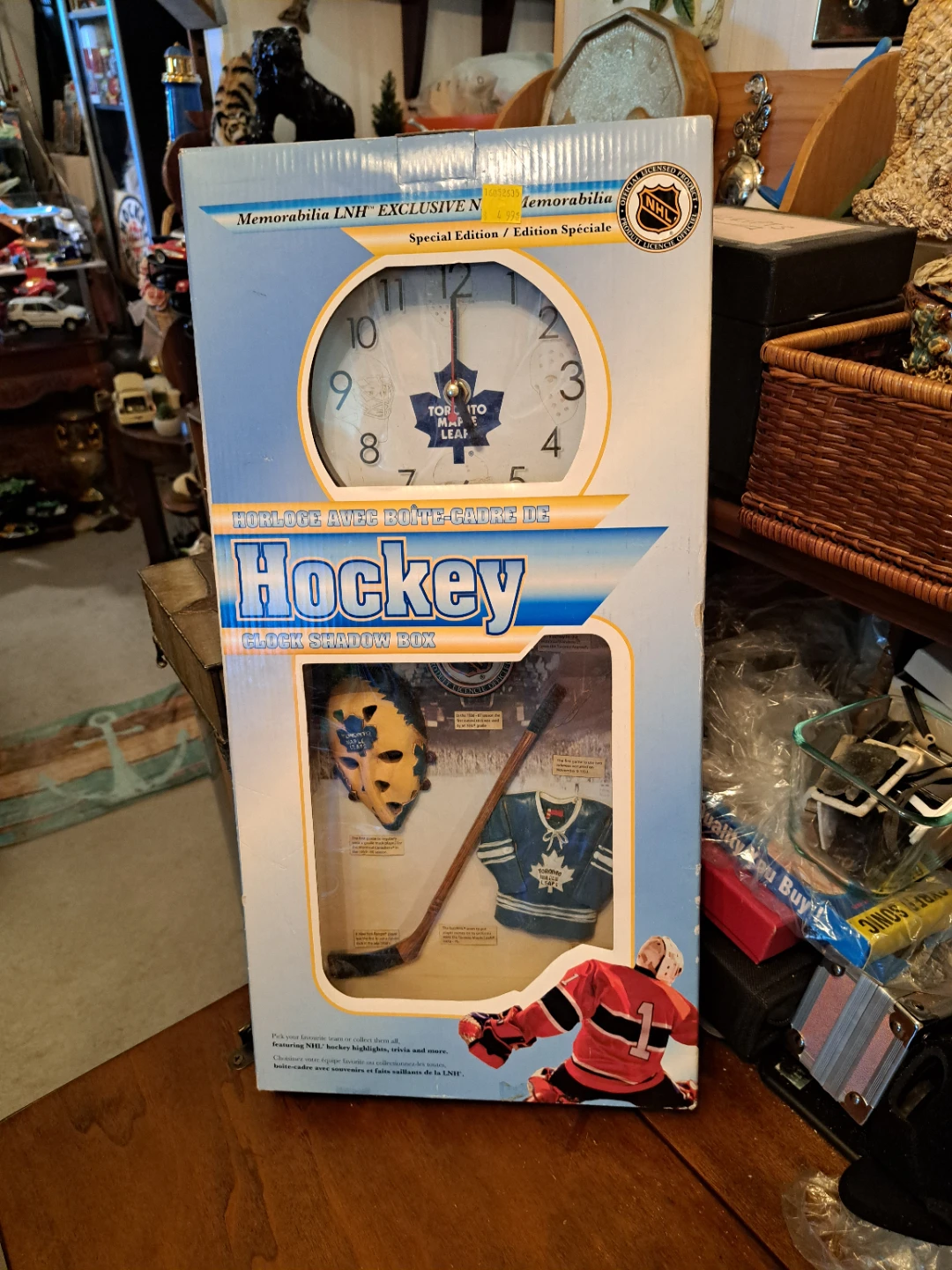 Toronto Maple Leafs Hockey Clock Shadow Box Memorabilia