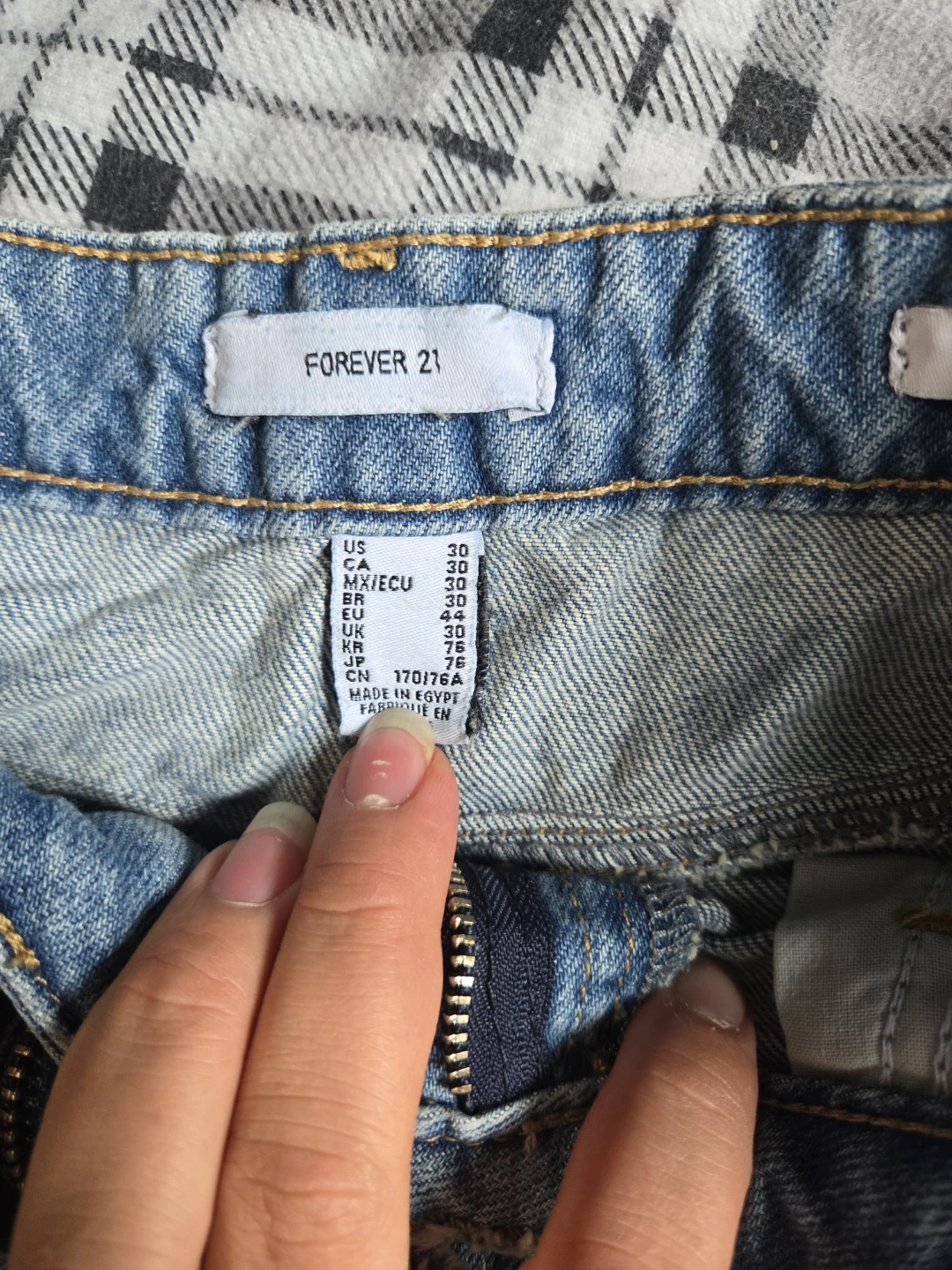 Forever 21 Women's Retro High Rise Denim Shorts - photo 3