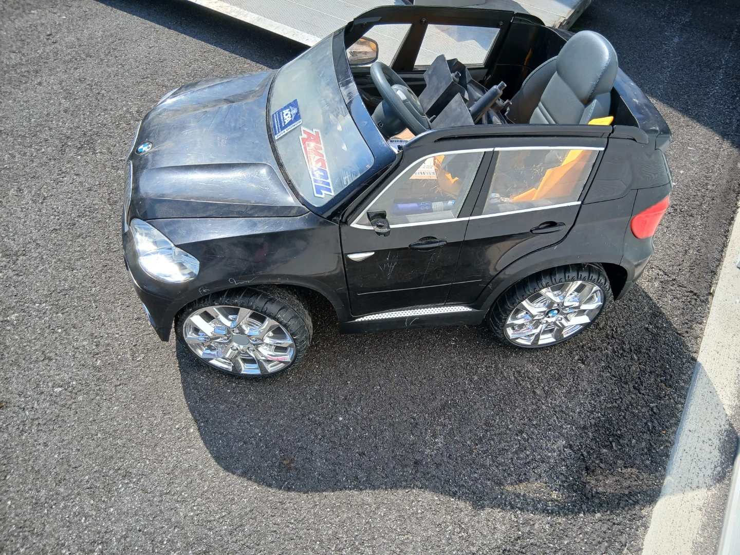 Kids Ride-On Toy Car