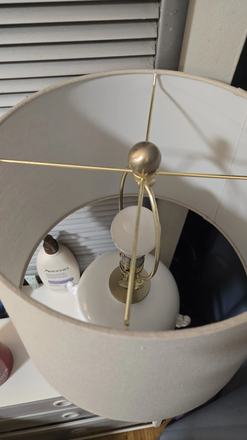 White Ceramic Table Lamp with Beige Shade - photo 2