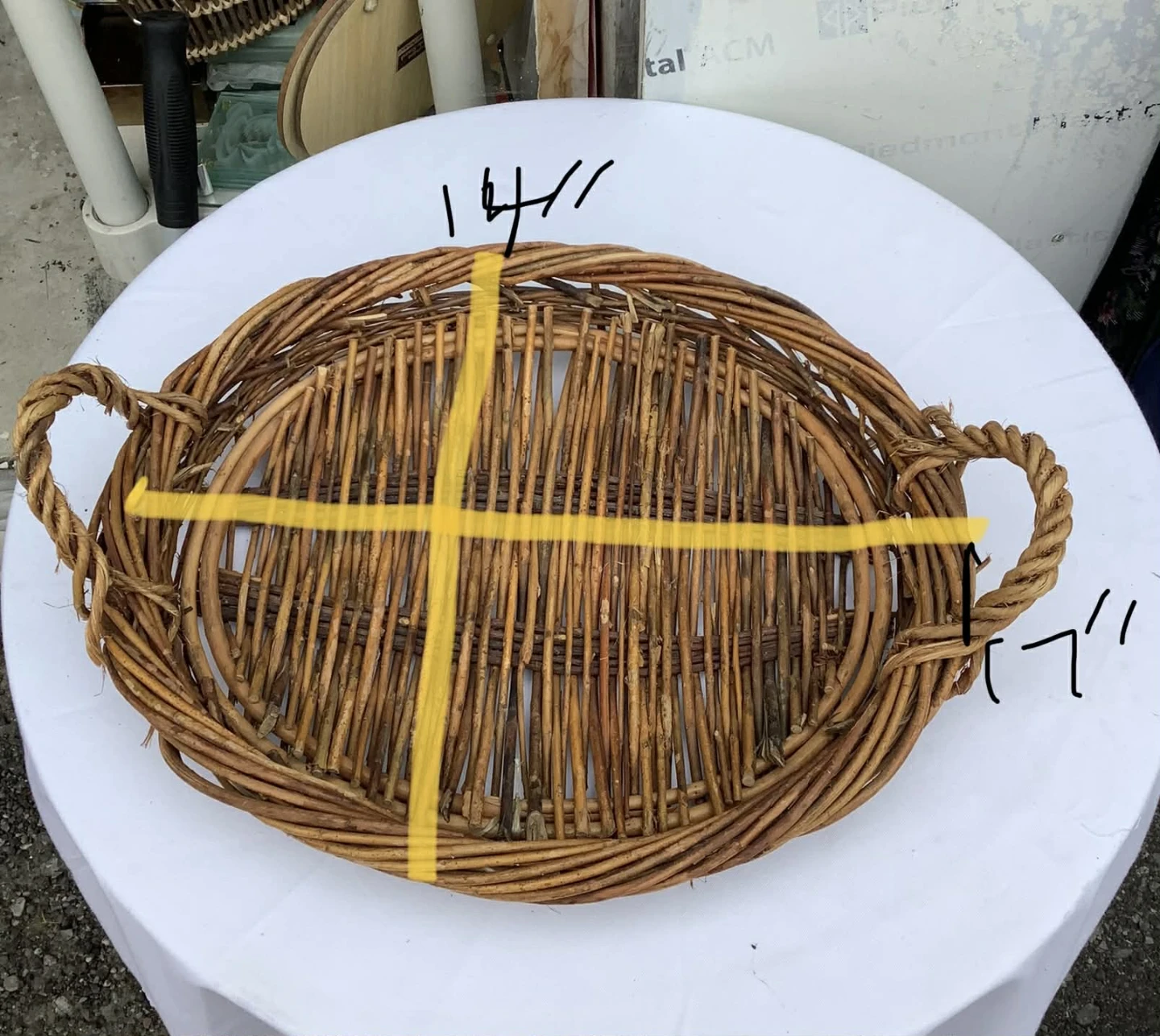 ⚽ Excellent condition, Wicker Tray with Handles - photo 4