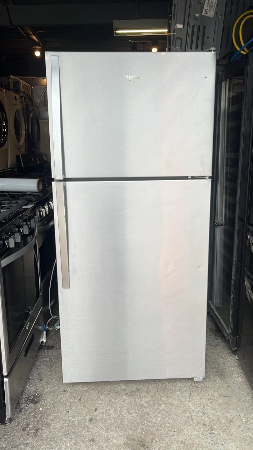 Whirlpool Top-Freezer Refrigerator