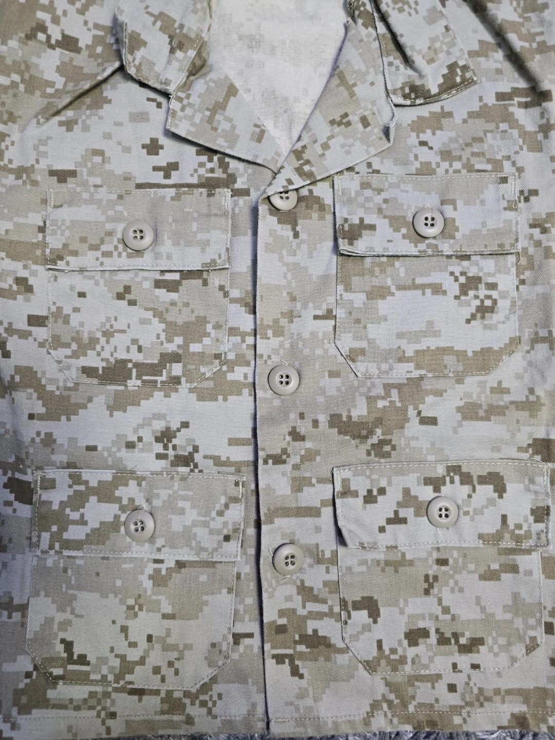 Desert Digital Camo Button-Up Shirt - Size 7 (XS-S Fit) - photo 3