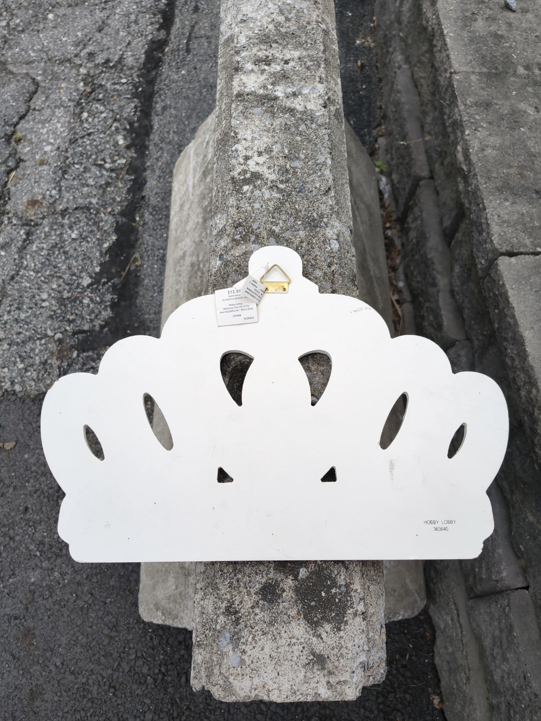 Pink crown plaque wood - photo 2