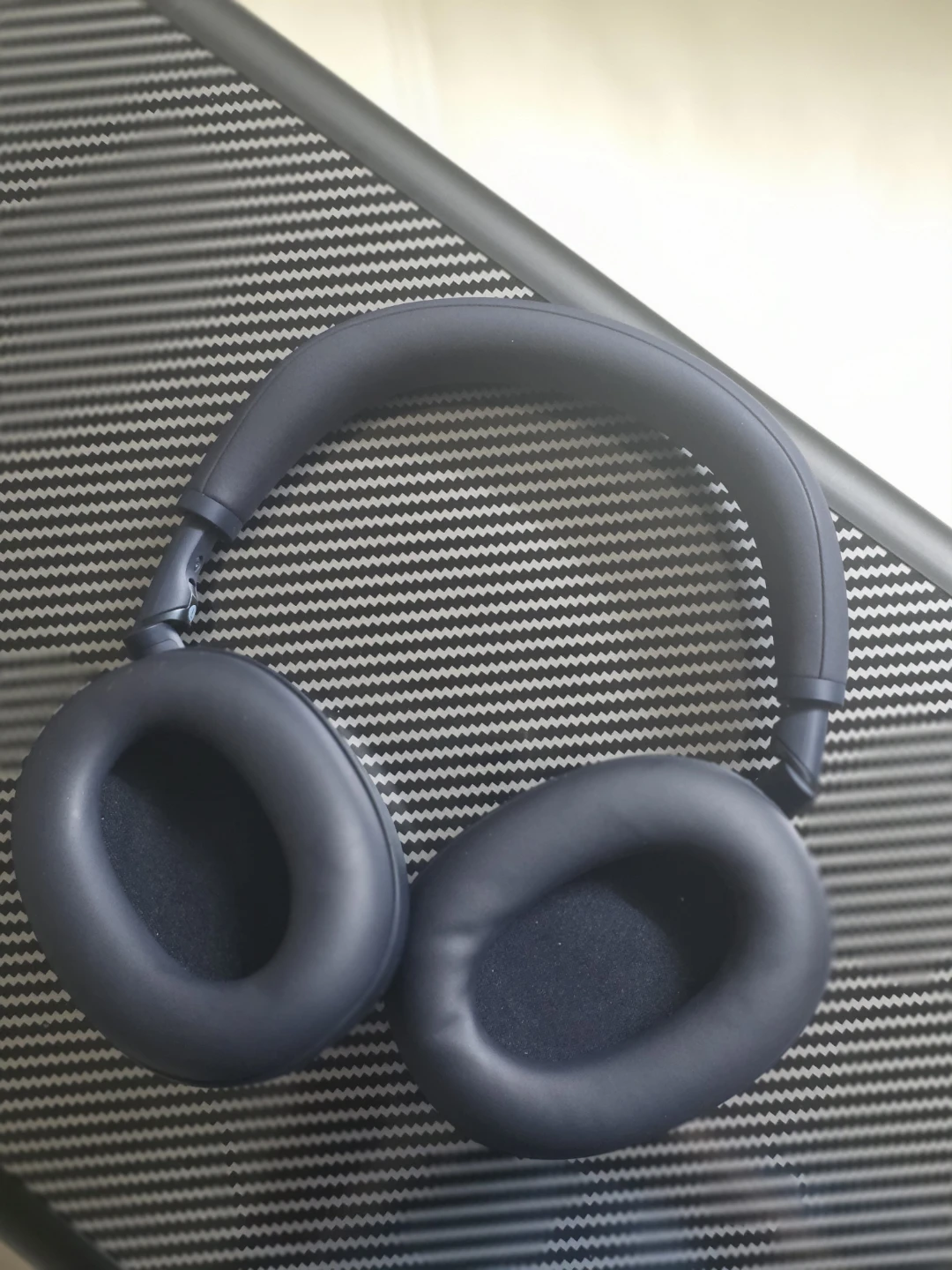 Sony WH-1000XM6 Noise Cancelling Headphones with Case - photo 2