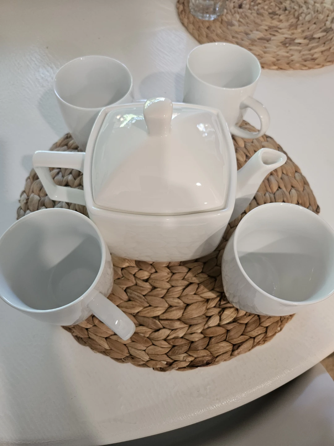 White Tea Set with 4 Cups
