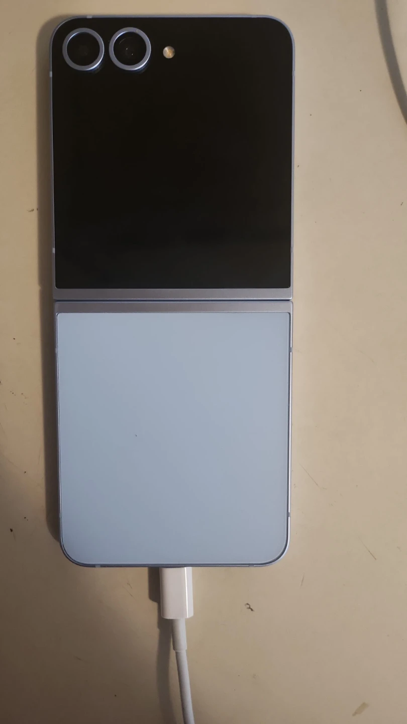 Samsung Galaxy Flip Phone