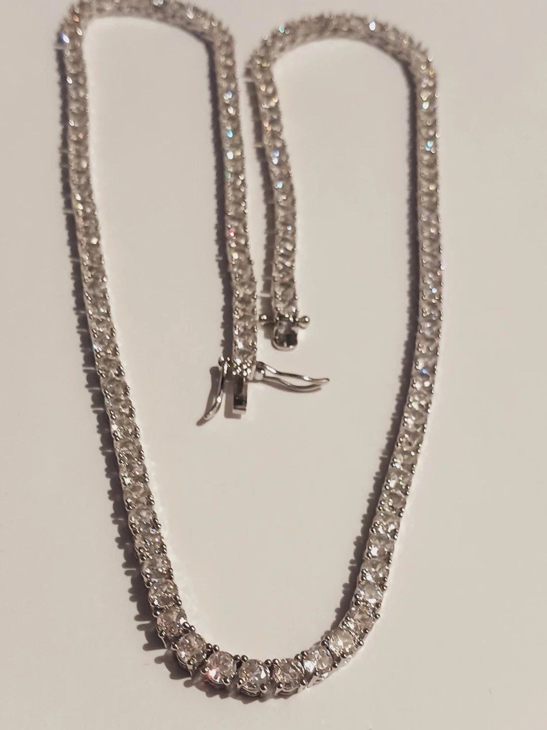 Beautiful Tennis Necklace with Rhinestones