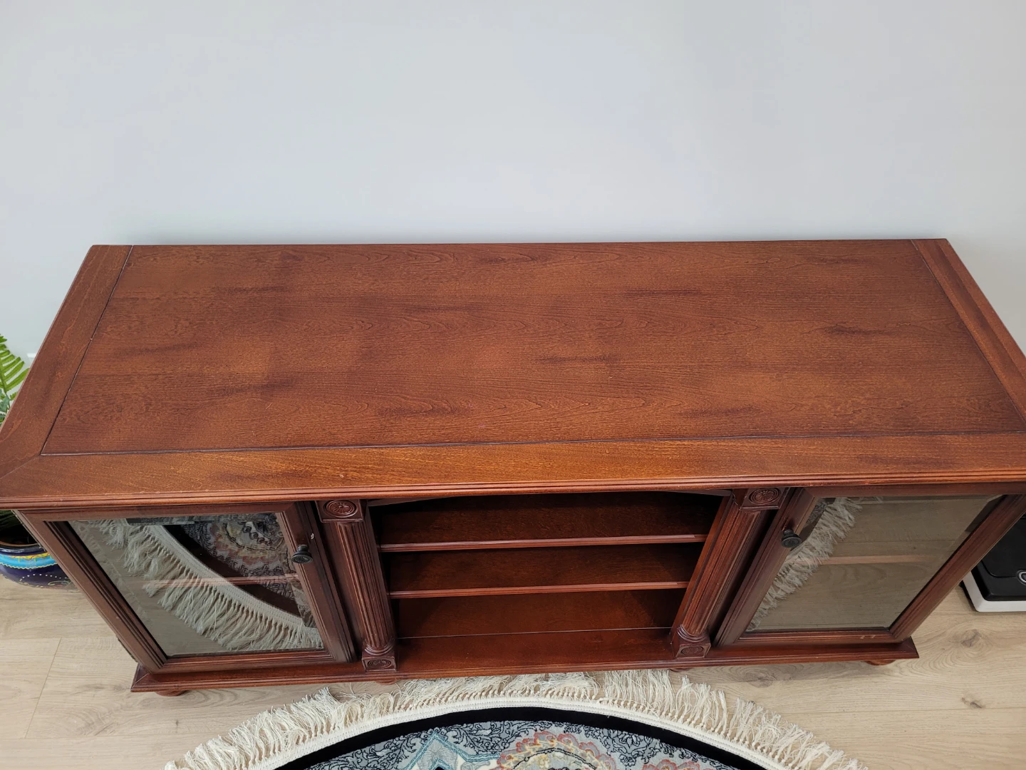 Stunning BOMBAY Media Console!!! - photo 2