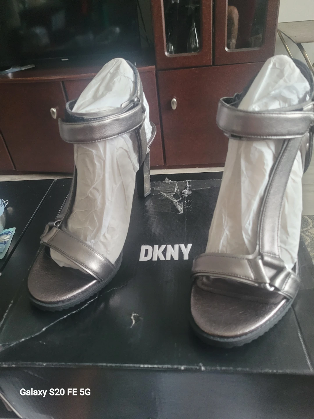 DKNY Metallic Heeled Sandals - photo 4