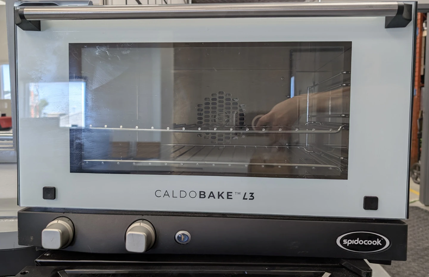 Caldobake - 23.6" 1.34 cu. ft. Convection Oven - photo 3