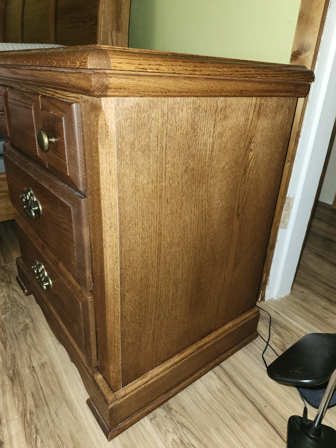 Solid Oak Dresser with Cabinet, 2 Nightstands and bookcase - photo 4