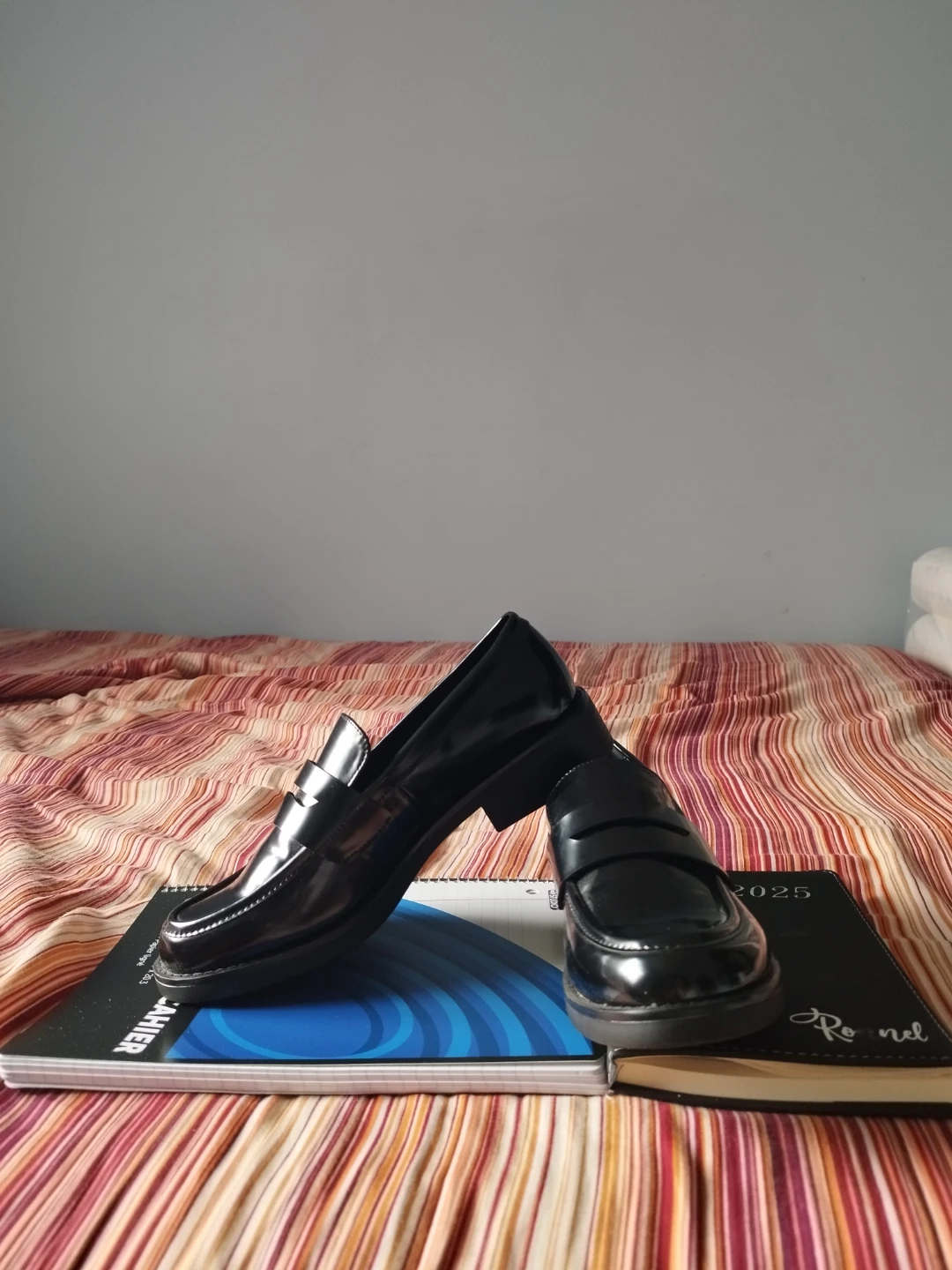 Madden Girl Black Loafers size 9 - photo 2