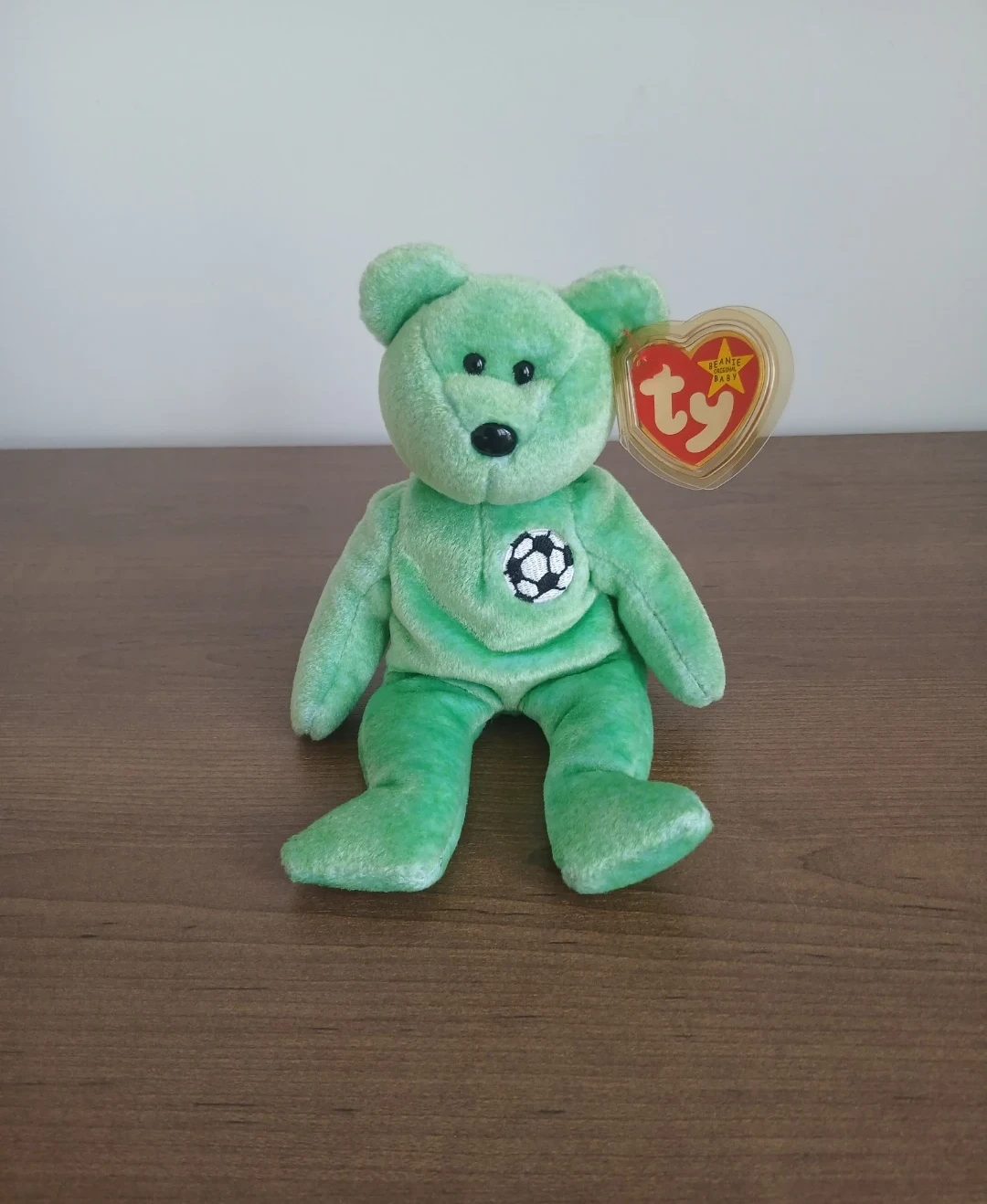 Ty Beanie Baby " Kicks" the Bear