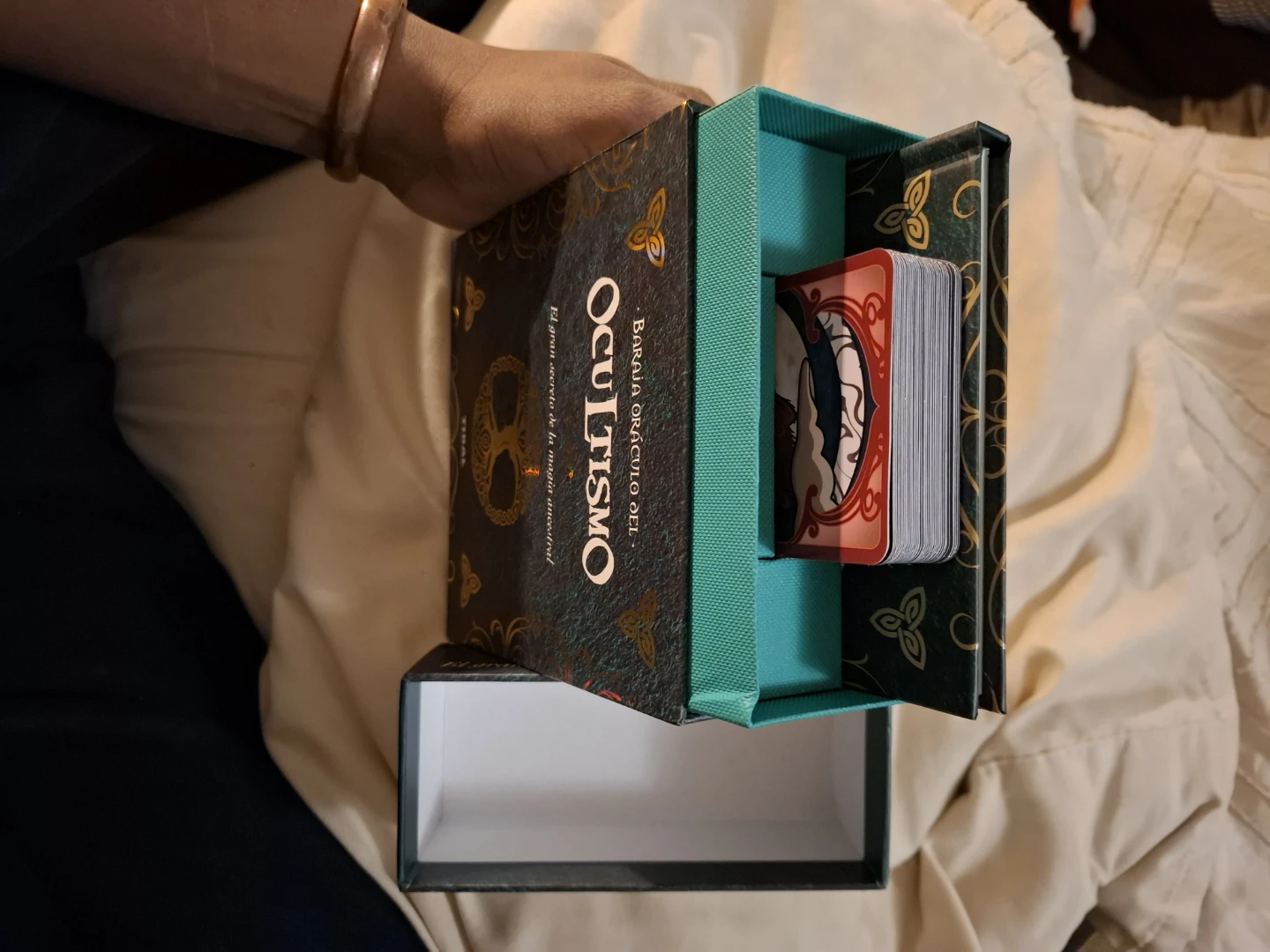 Ocultismo Oracle Deck and Book - photo 3