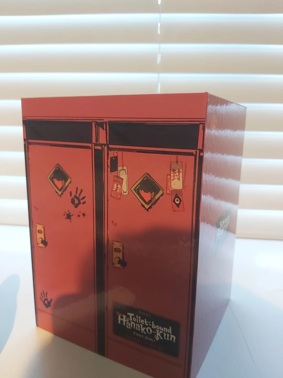 Toilet-Bound Hanako-Kun Volumes 1-10 Box Set - photo 3