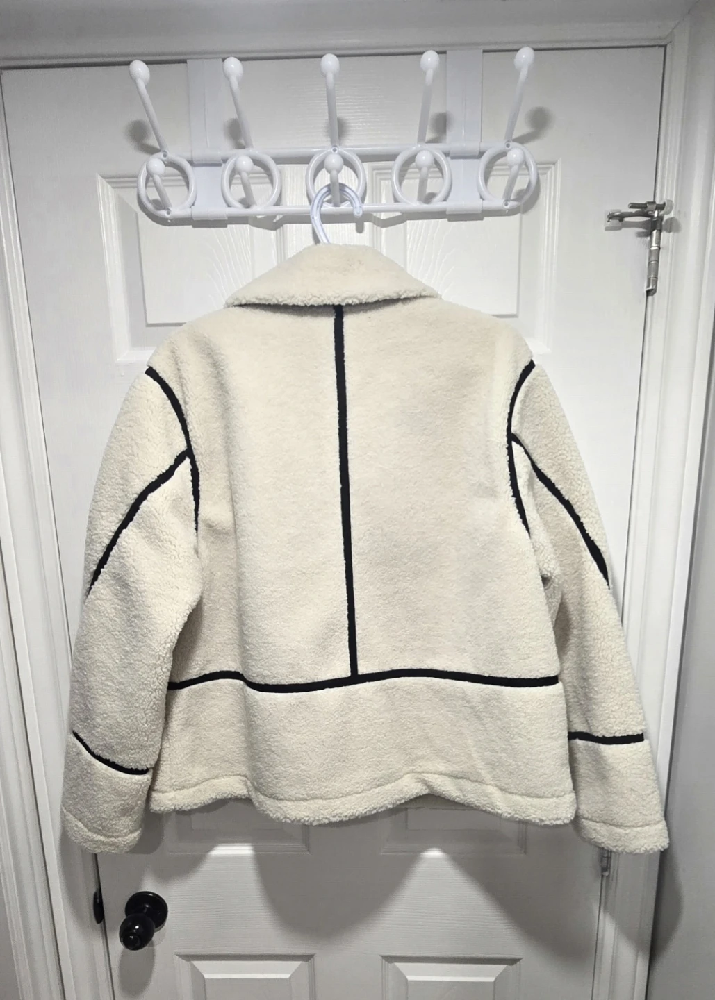 Women's winter jacket XL - photo 4
