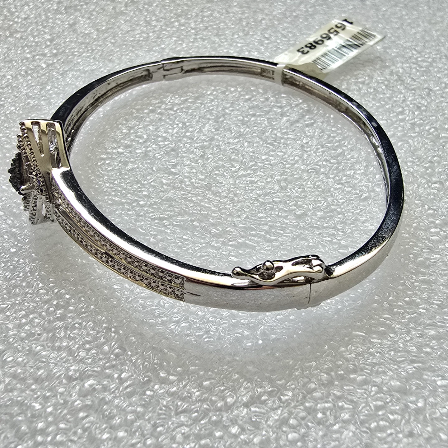 Brand new Silver plated Bracelet with small diamond stones - photo 5