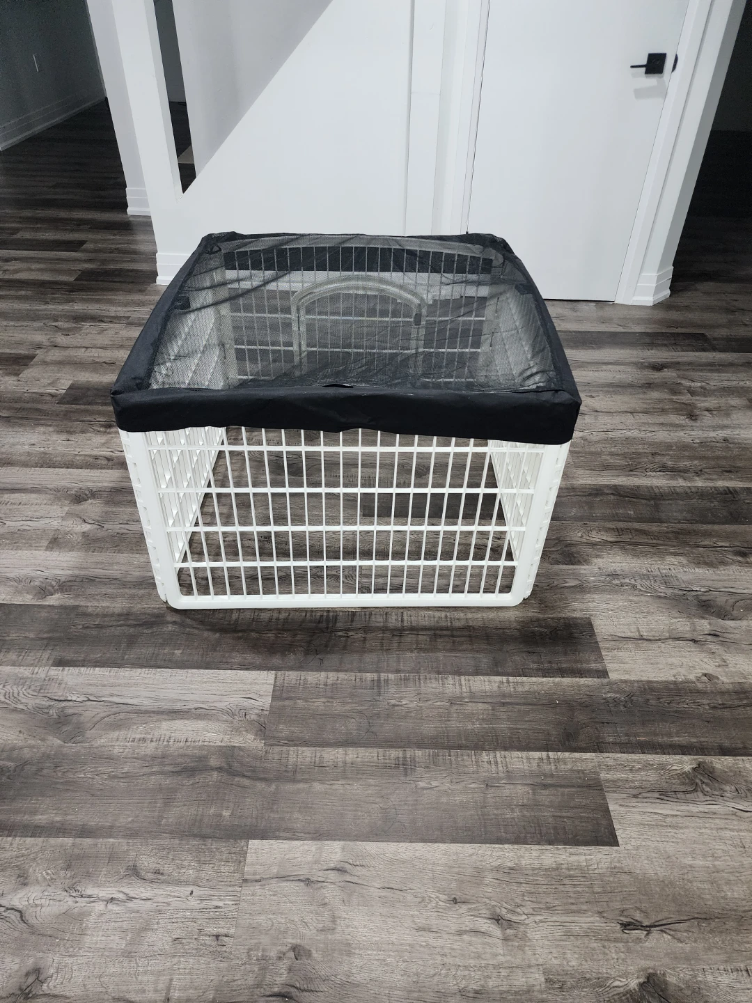 White Dog Playpen with Mesh Cover - photo 3