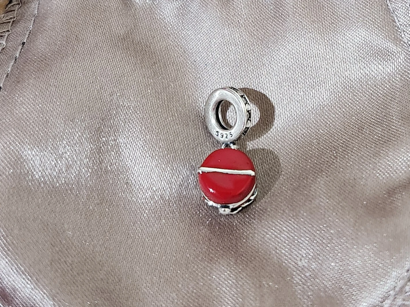 Red Rose Charm - photo 3