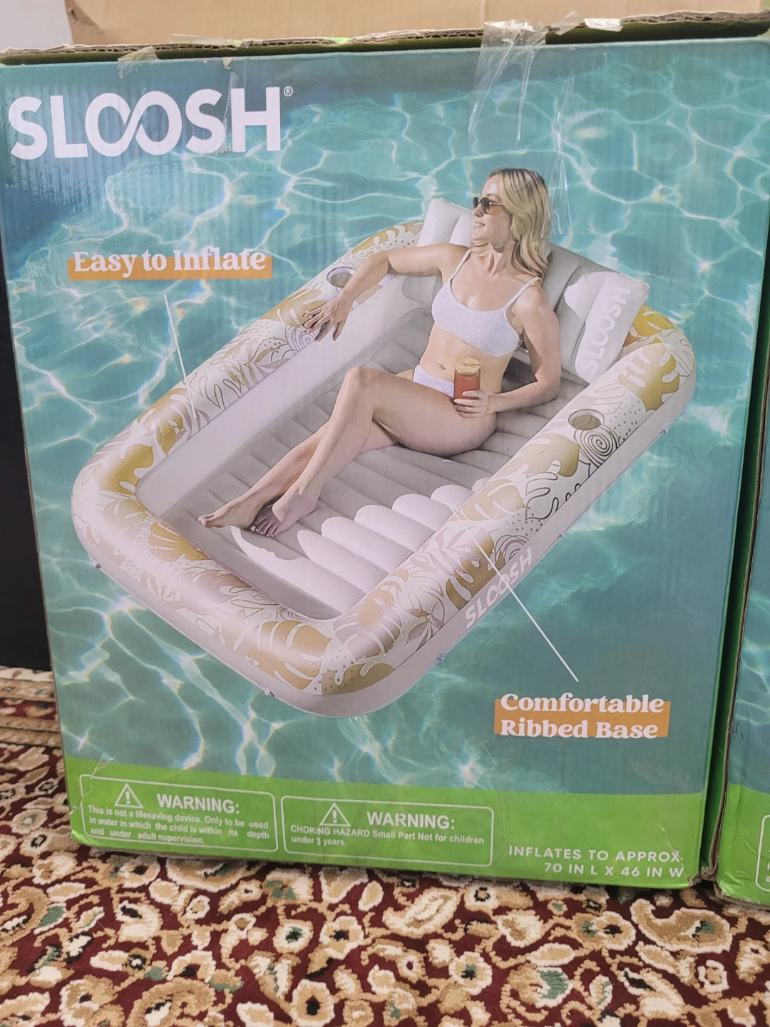 SLOOSH Inflatable Lounger Float new