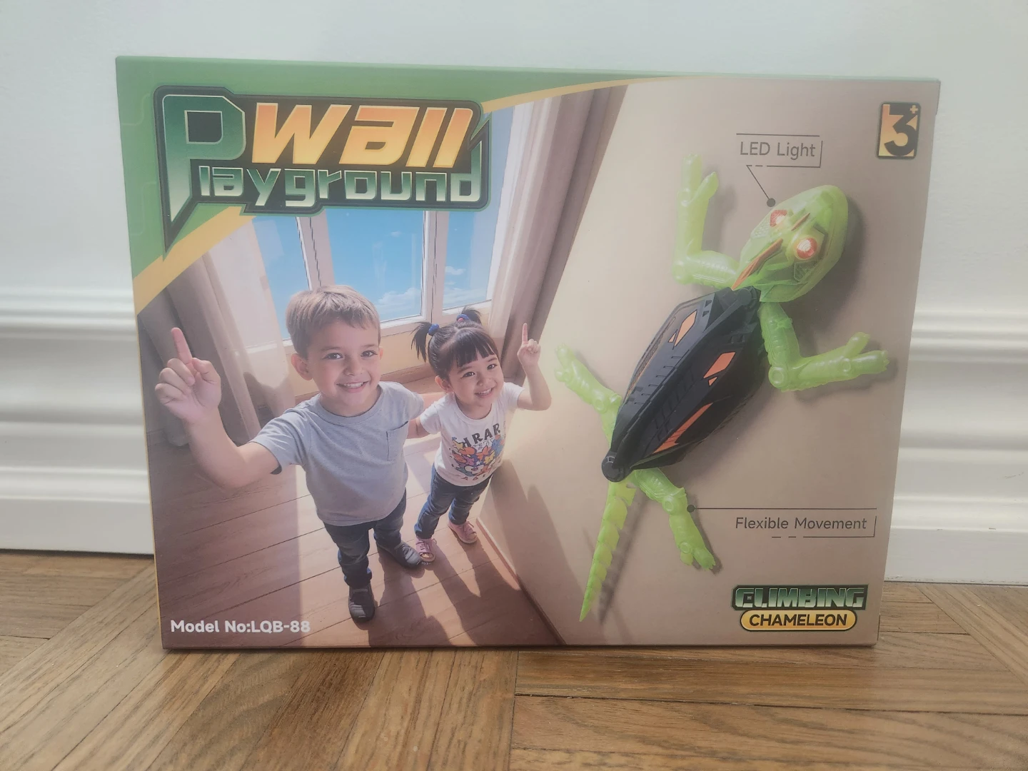Wall Climbing Geckko Toy