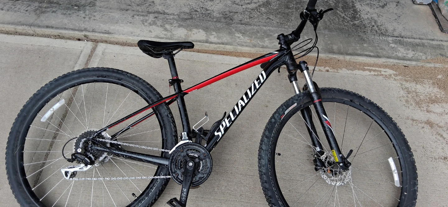 Specialized Rockhopper Mountain Bike