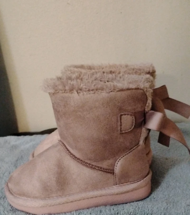 Girls' Tan Suede Boots with Bows - Size Toddler 8 - photo 3