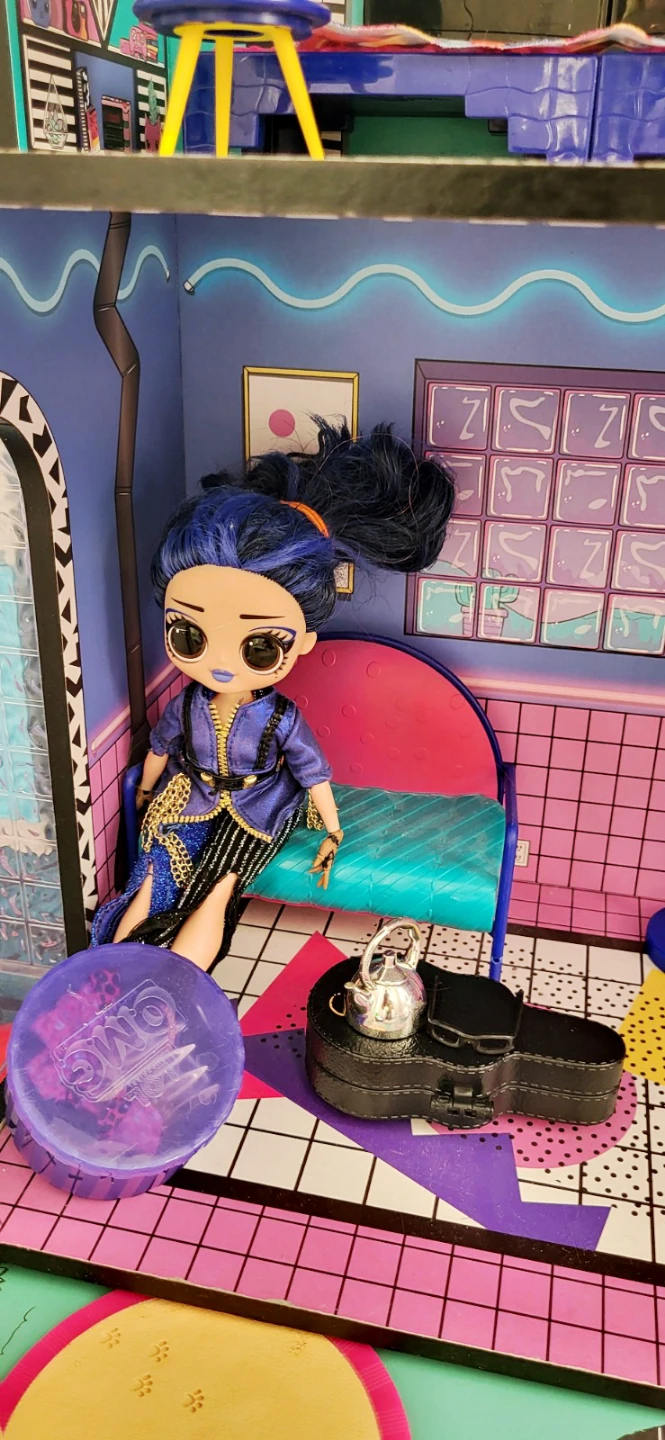 LOL Surprise! Doll House Playset with Furniture - photo 3