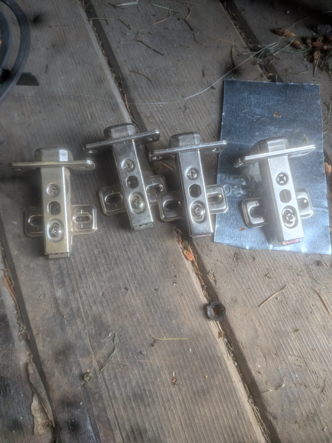 Set of 4 Cabinet Hinges