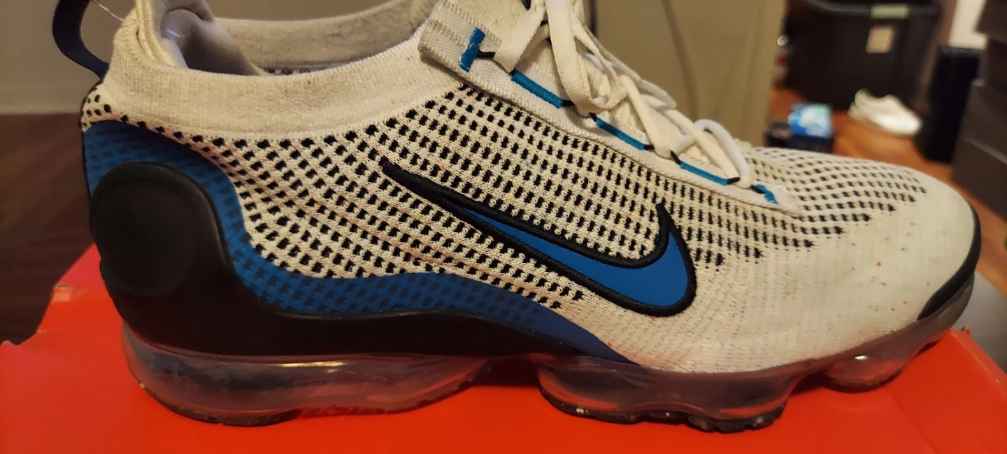 Nike Air VaporMax 2021 Flyknit Sneakers - photo 2