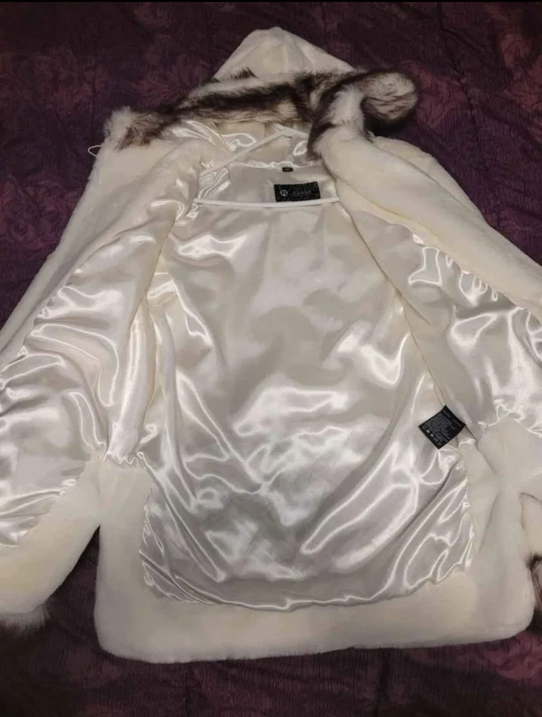 BNWT Women's Medium Nuage Faux Fur Coat - photo 2