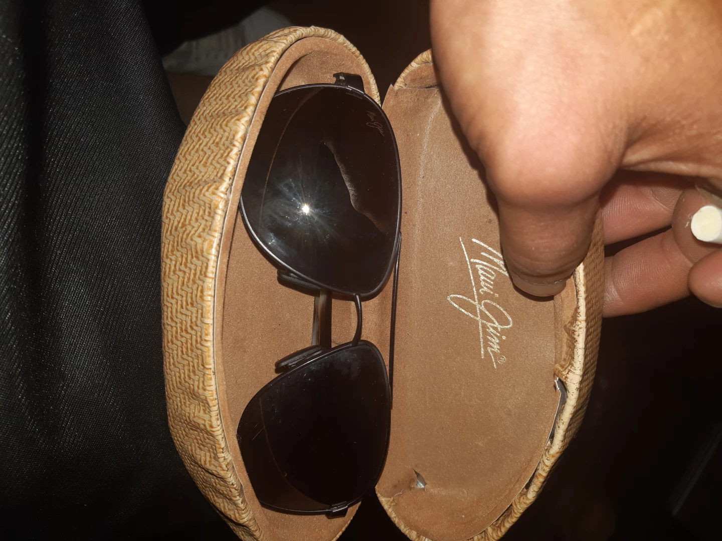 Maui Jim Sunglasses with Case⚽