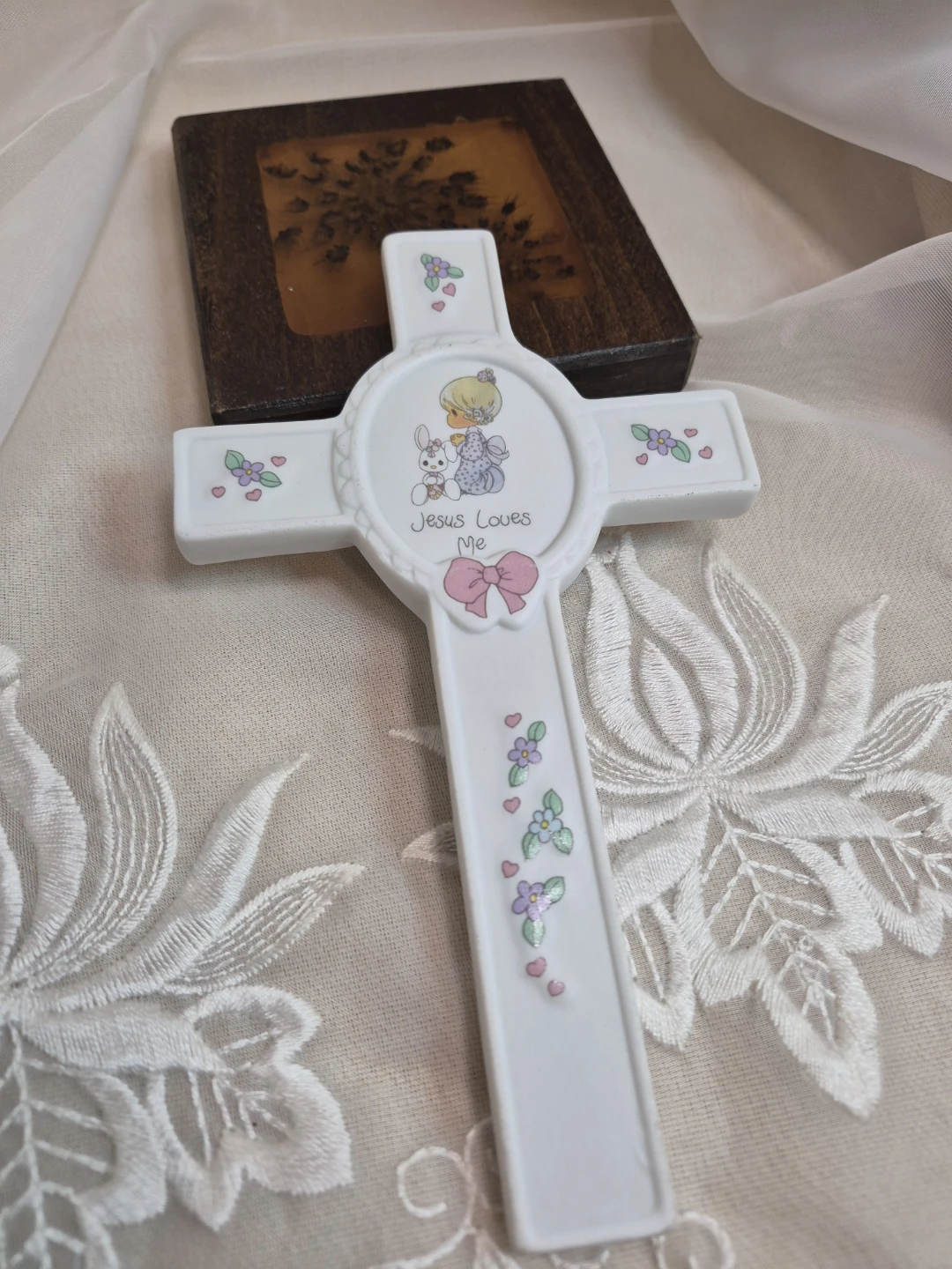 Vintage Porcelain Precious Moments “Jesus Loves Me” Cross