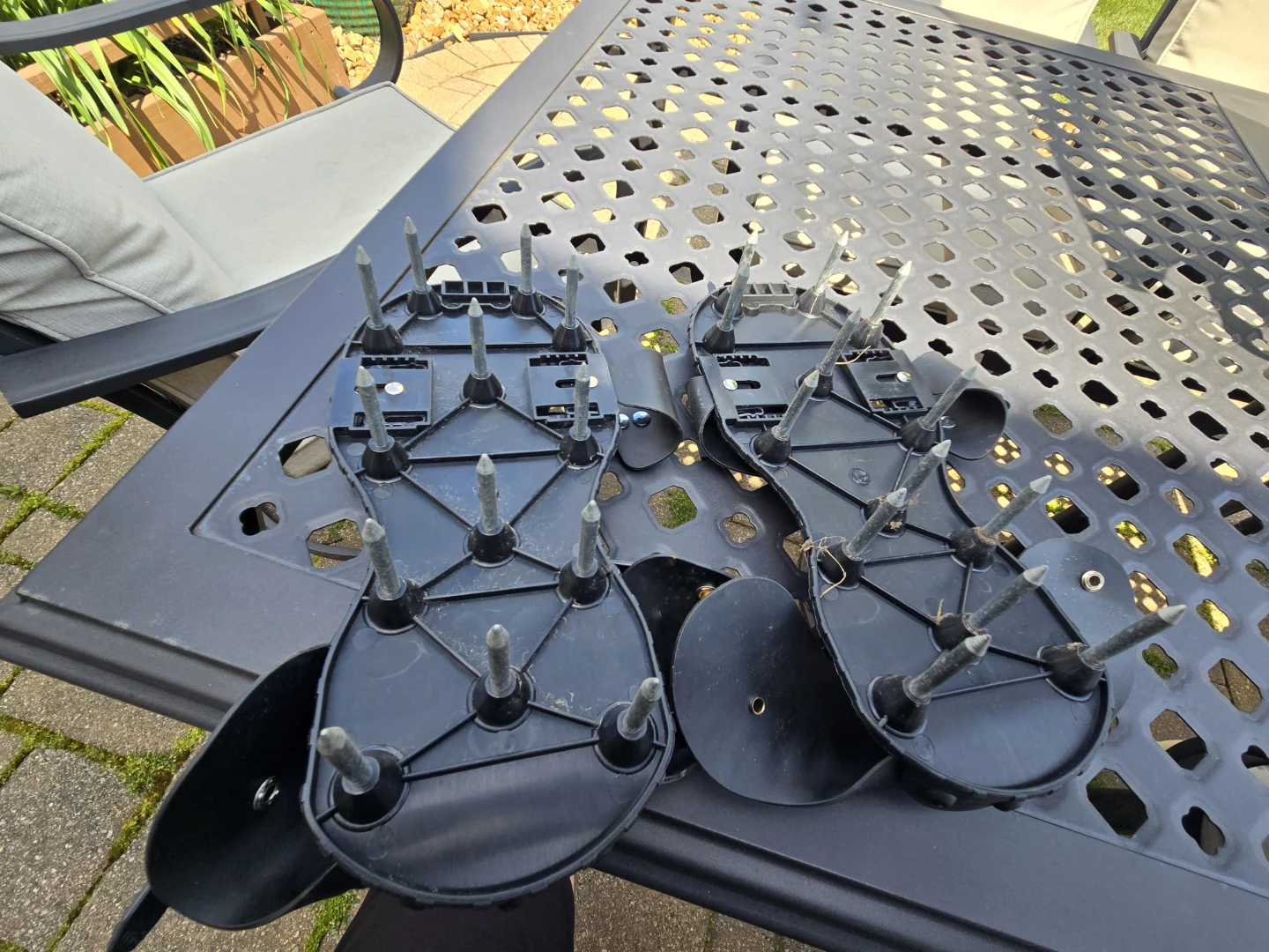 Spiked Aeration Sandals for Lawn Care - photo 3