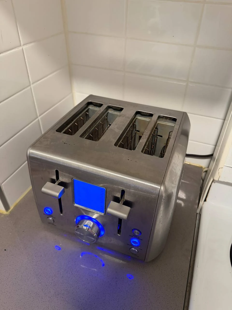 Cuisinart 4-Slice Toaster - photo 2