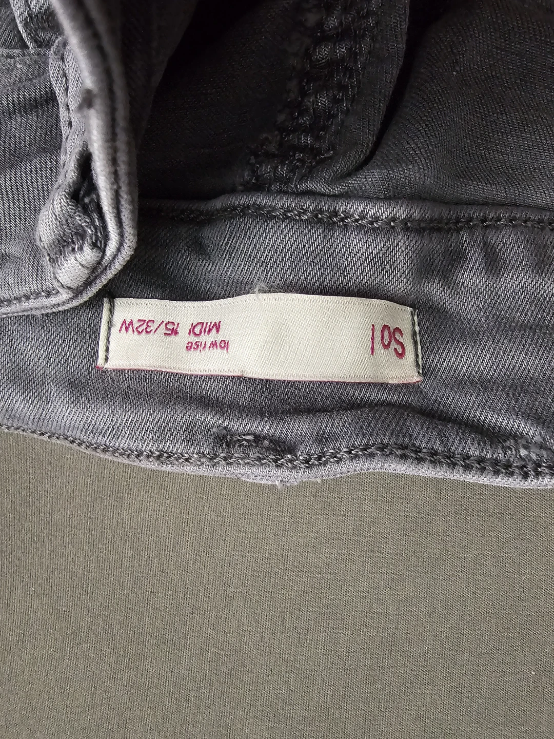 Sol Women's Grey Denim Shorts Size 15/32W - photo 3