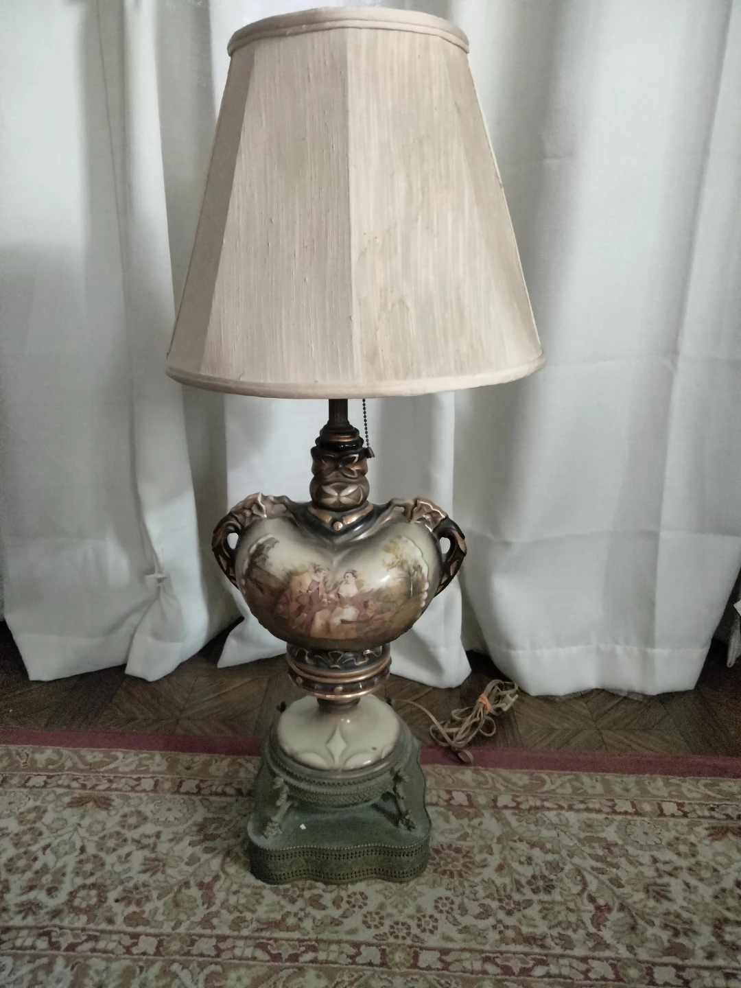 Vintage Decorative Table Lamp