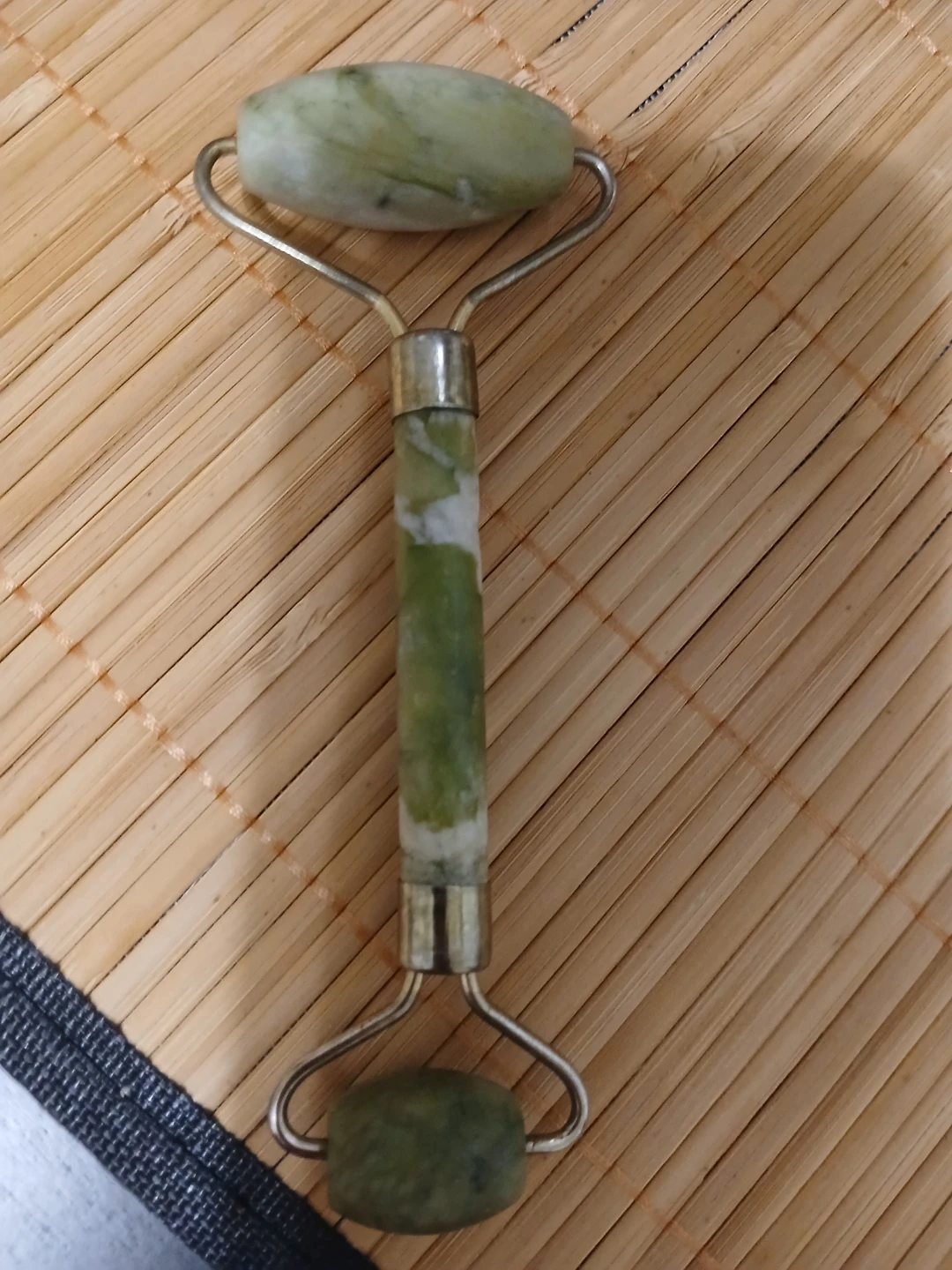Green Jade Facial Roller⚽
