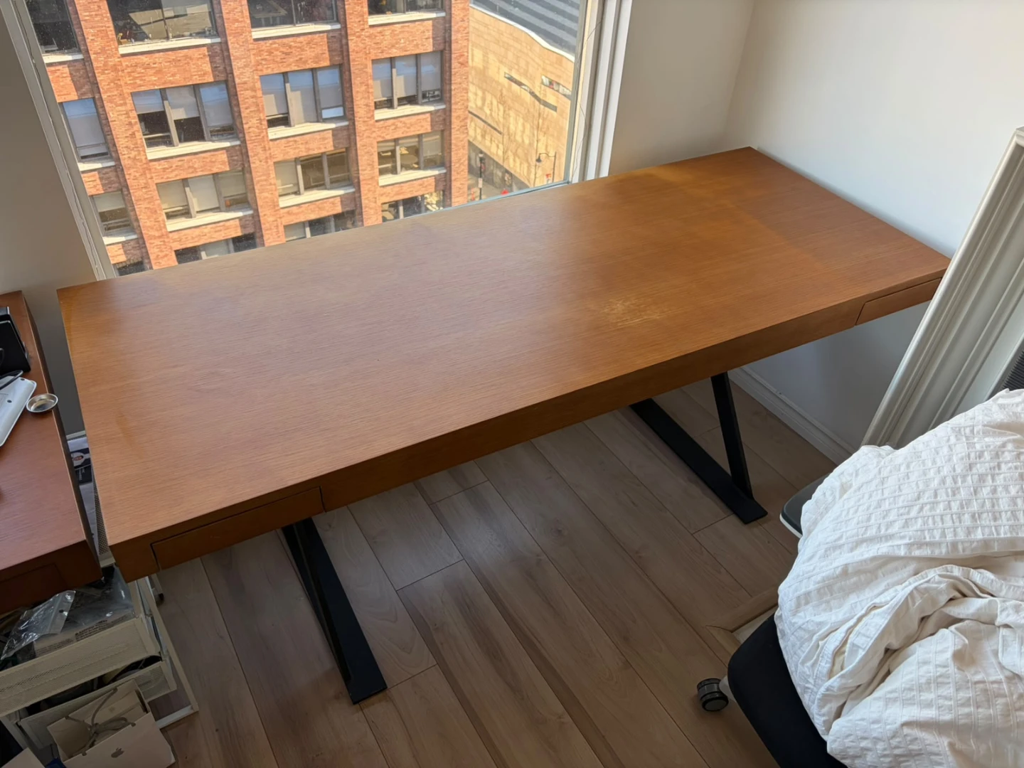 Tokyo Desk