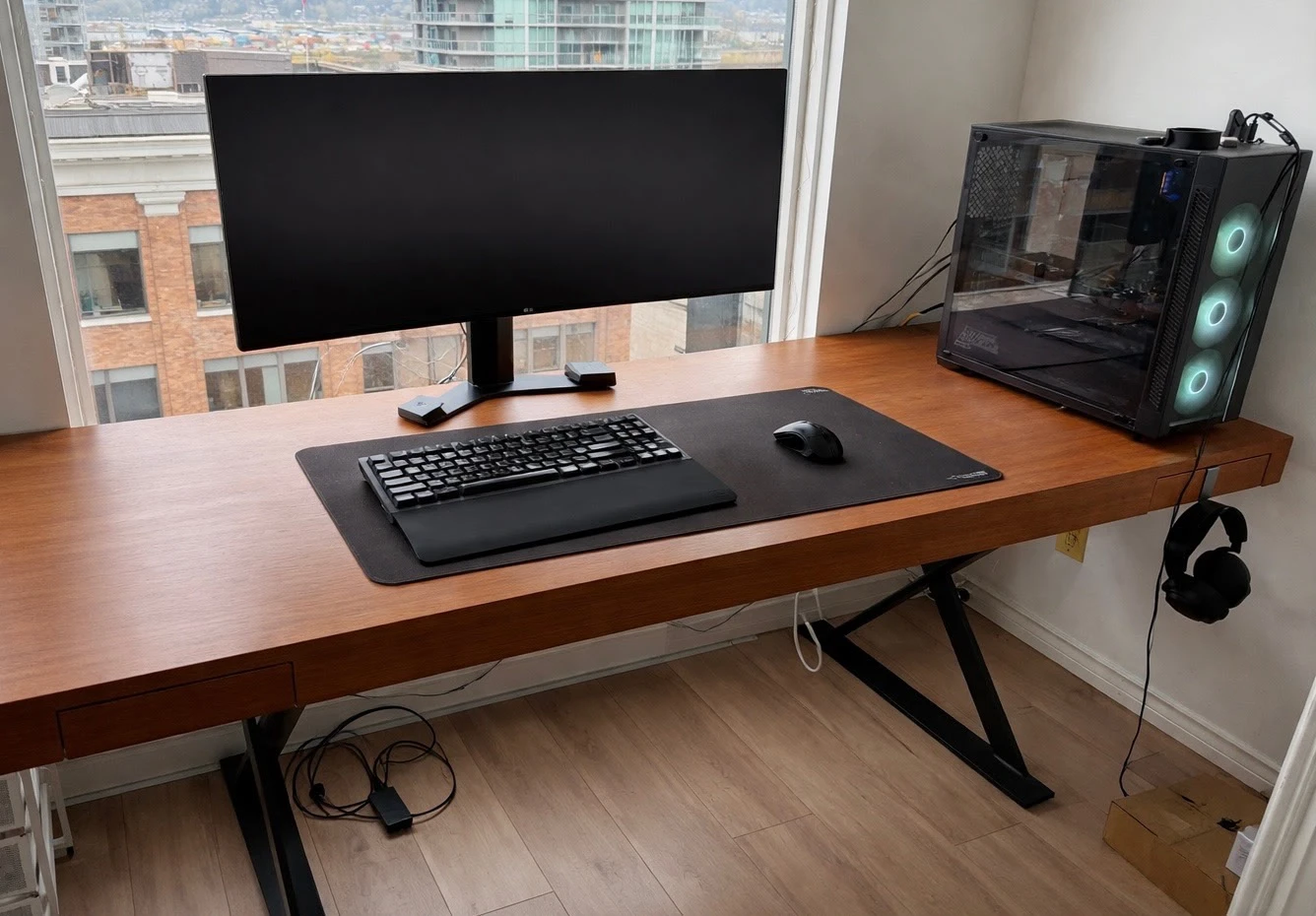 Tokyo Desk - photo 2