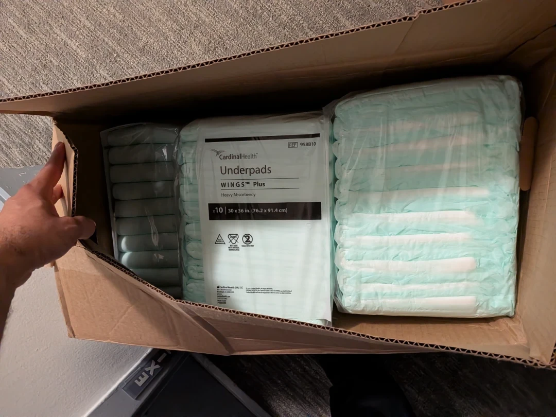 Cardinal Health Underpads WINGS Plus 30 x 36 in. - 50 Pack - photo 2