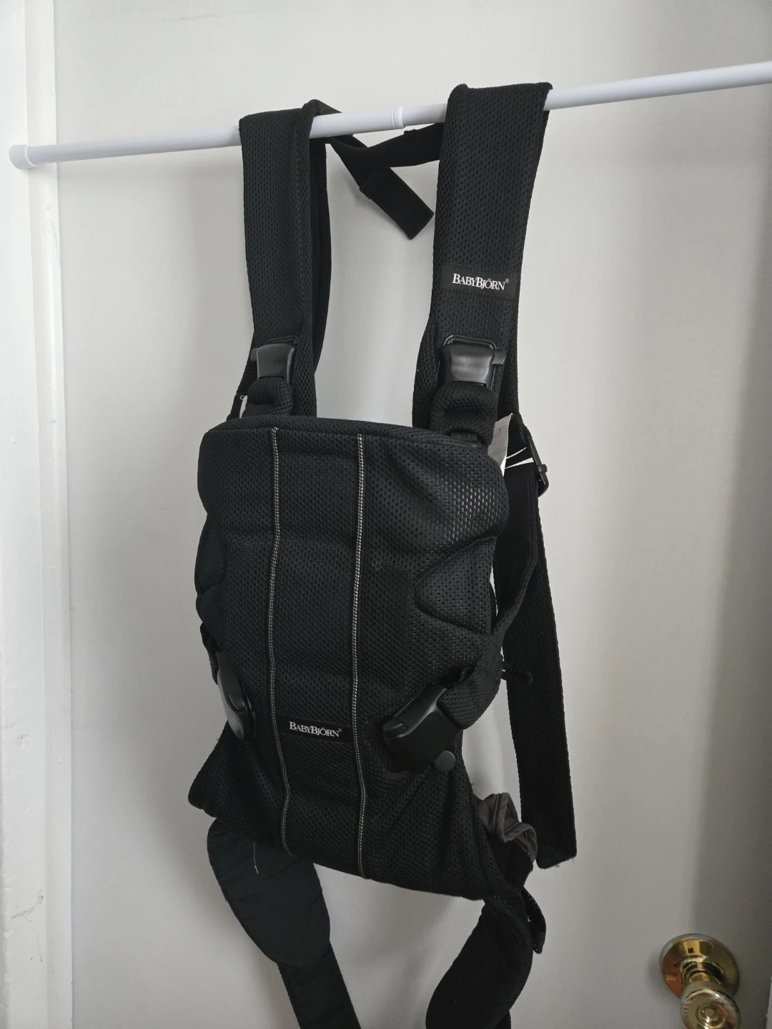 Baby bjorn carrier